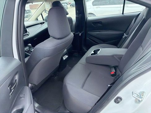 Used 2024 Toyota Corolla LE image 9