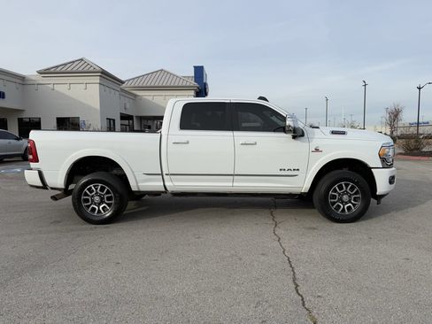 Used 2024 RAM 2500 Limited image 8