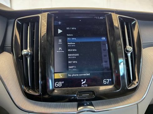 Used 2020 Volvo XC60 T5 Inscription FWD image 56