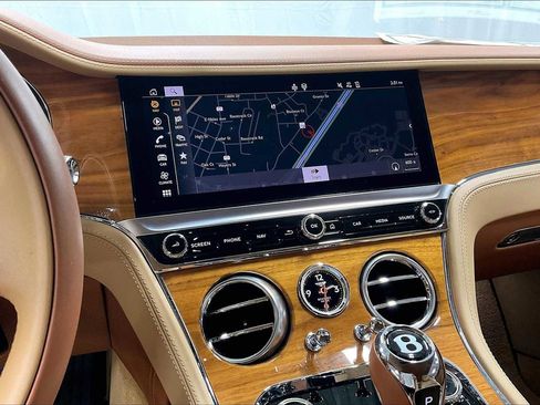 Used 2022 Bentley Continental GT image 20