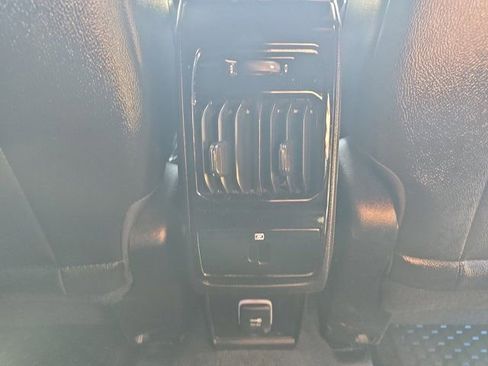 Used 2023 Jeep Compass Latitude AWD/4WD image 19