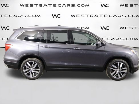 Used 2017 Honda Pilot Touring image 42