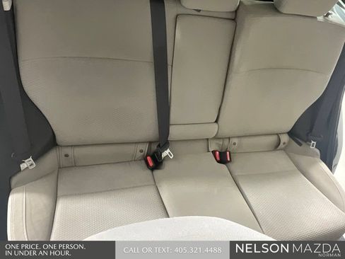 Used 2017 Subaru Forester 2.5i Premium w/ All-Weather Package AWD/4WD image 29