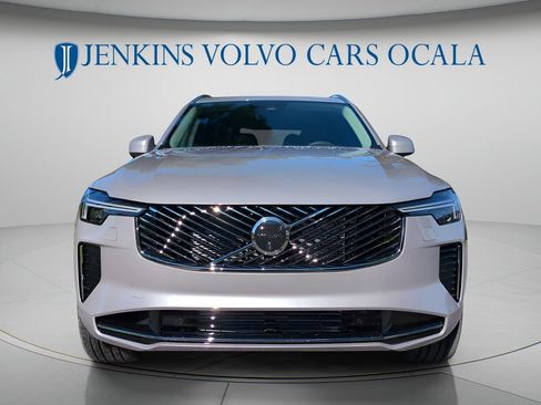 New 2026 Volvo XC90 T8 Plus AWD/4WD image 9