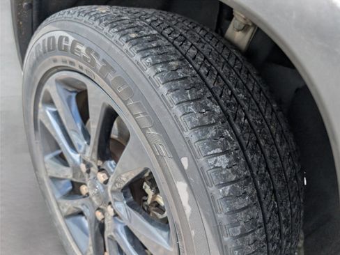Used 2022 Jeep Grand Cherokee Laredo RWD image 35