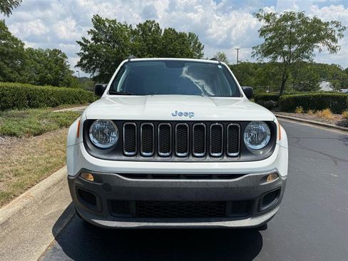 Used 2018 Jeep Renegade Sport w/ Power & Air Group AWD/4WD image 3