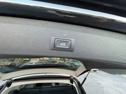 Used 2016 Audi Q5 2.0T Premium Plus w/ Technology Package image 32