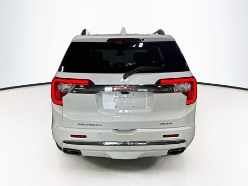 Used 2021 GMC Acadia Denali w/ Denali Ultimate Package AWD/4WD image 6