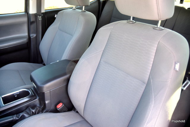 Used 2018 Toyota Tacoma SR w/ SR Convenience Package RWD image 9
