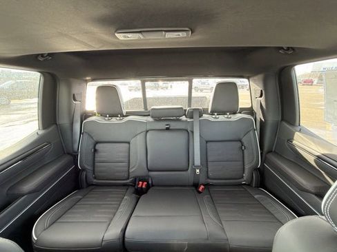 New 2026 GMC Sierra 1500 AT4X image 19