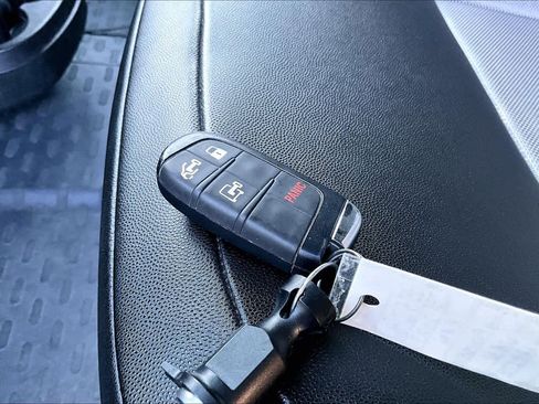 Used 2023 RAM ProMaster 2500 w/ Convenience Group image 14