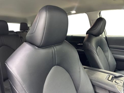 Used 2024 Toyota Grand Highlander FWD image 49