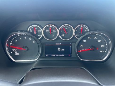 Used 2021 Chevrolet Tahoe Z71 w/ Z71 Signature Package AWD/4WD image 24