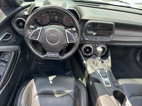 Used 2016 Chevrolet Camaro SS RWD image 44