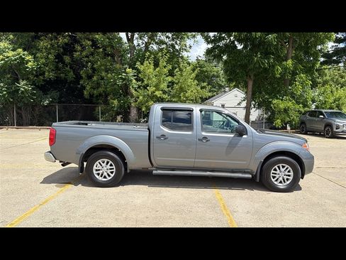 Used 2018 Nissan Frontier SV AWD/4WD image 6