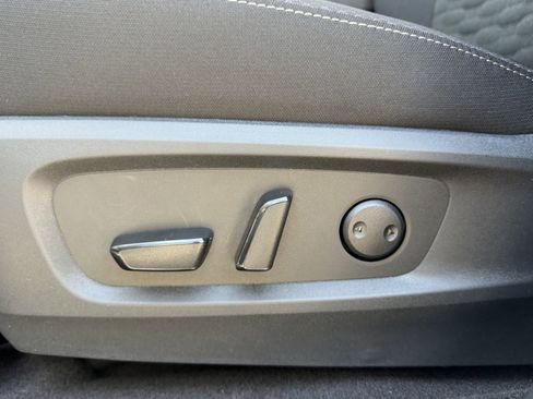 New 2026 Nissan Pathfinder SV FWD image 19