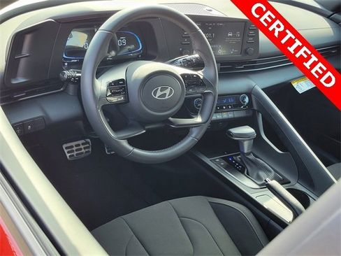 Certified 2025 Hyundai Elantra Sport image 3