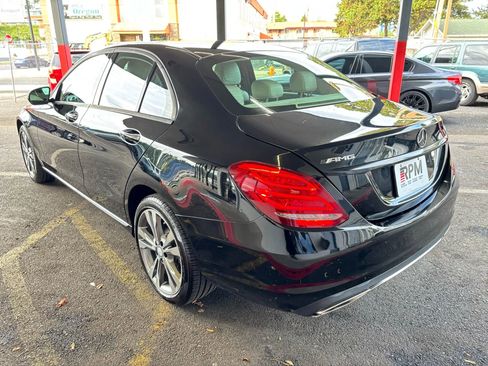 Used 2017 Mercedes-Benz C 300 C 300 4MATIC Sedan 4D image 5