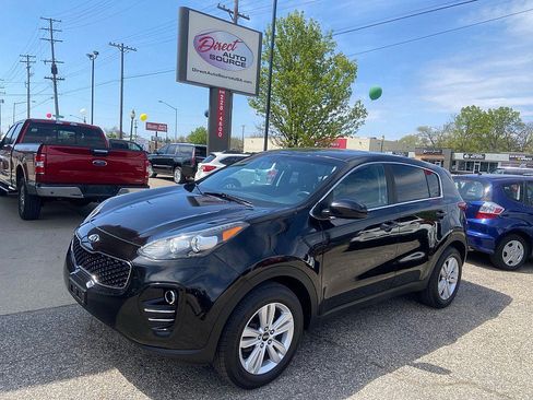 Used 2017 Kia Sportage LX AWD/4WD image 7