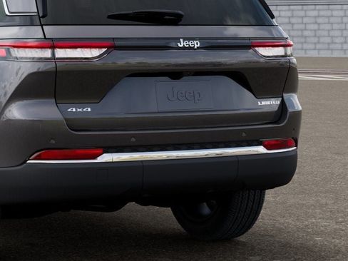 New 2026 Jeep Grand Cherokee Limited AWD/4WD image 13