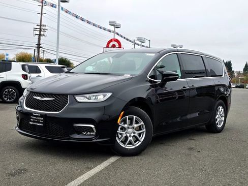 New 2026 Chrysler Pacifica Select FWD image 3