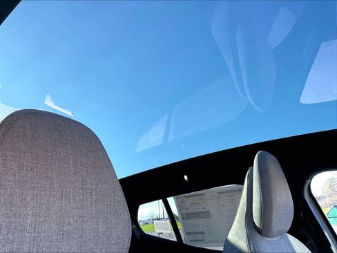 New 2026 Volvo EX30 Ultra w/ Climate Package image 29