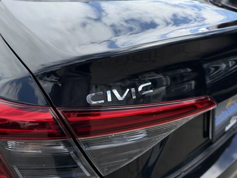 Used 2025 Honda Civic Sport Touring image 41