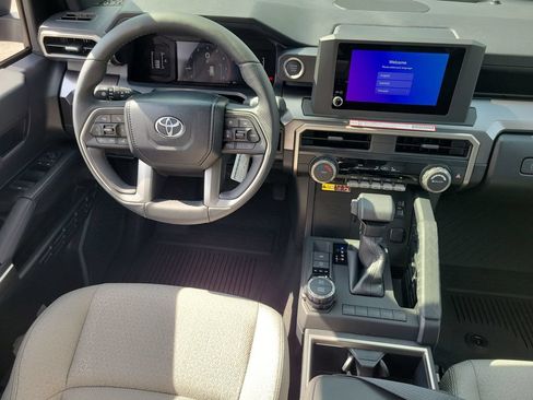 New 2026 Toyota 4Runner SR5 AWD/4WD image 27
