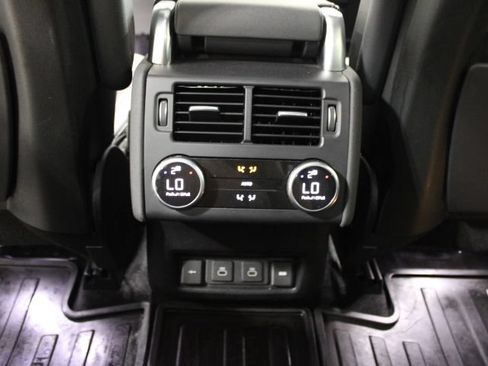 Used 2021 Land Rover Discovery S R-Dynamic AWD/4WD image 25