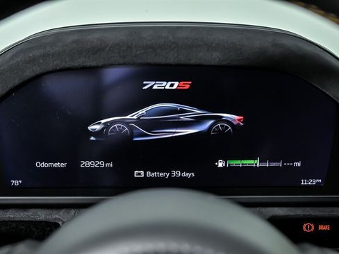 Used 2018 McLaren 720S RWD image 27