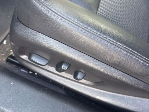 Used 2018 Chevrolet Impala LT image 13