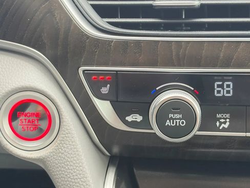 Used 2019 Honda Accord EX image 24