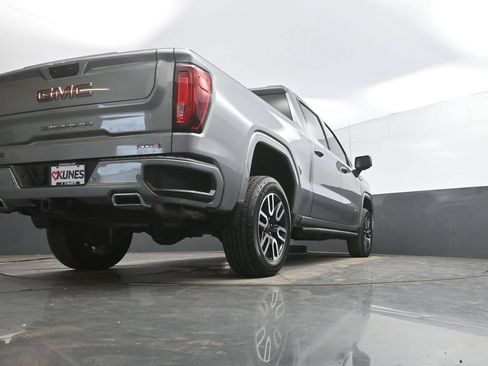 Used 2023 GMC Sierra 1500 AT4 w/ Technology Package AWD/4WD image 39