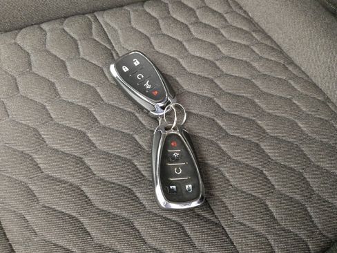 Used 2021 Chevrolet Equinox LT FWD image 32