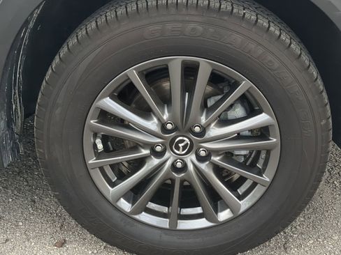 Used 2020 MAZDA CX-5 Touring image 11