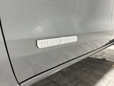 New 2025 GMC Canyon Elevation w/ Convenience Package image 31