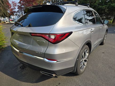 Used 2022 Acura MDX w/ Technology Package AWD/4WD image 4