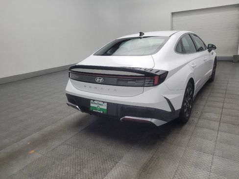 Used 2025 Hyundai Sonata SEL FWD image 9
