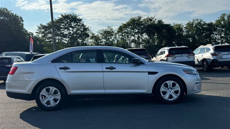 Used 2015 Ford Taurus Police Interceptor AWD image 8