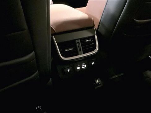 Used 2023 Subaru Outback Touring AWD/4WD image 34