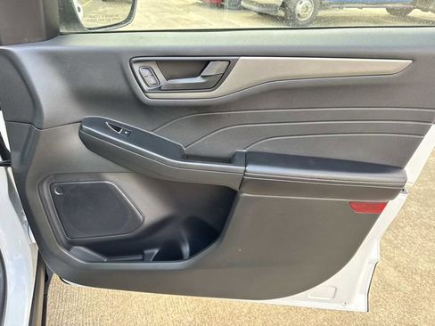 Used 2024 Ford Escape Active image 13
