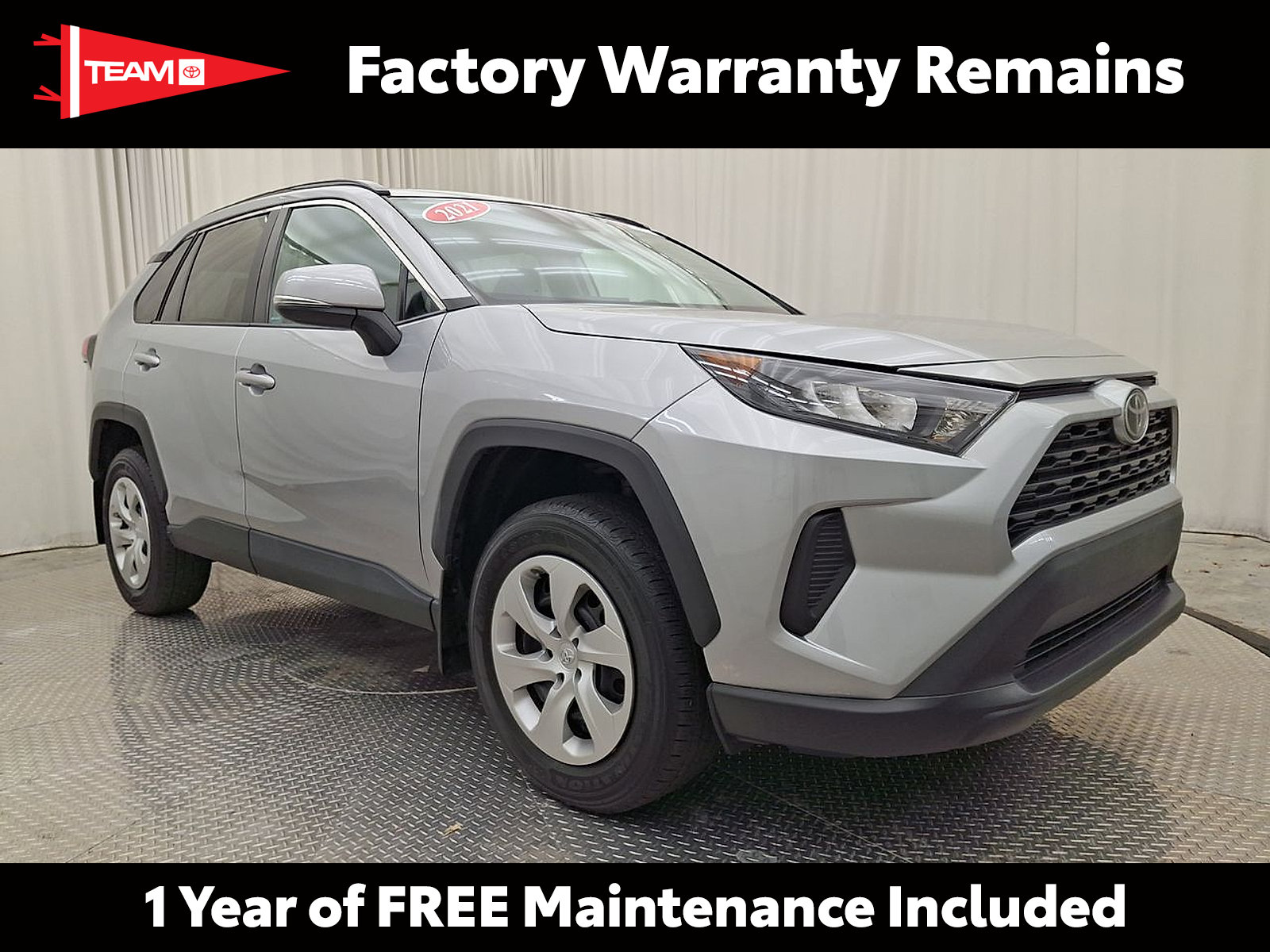 Used 2021 Toyota RAV4 LE AWD/4WD image 1
