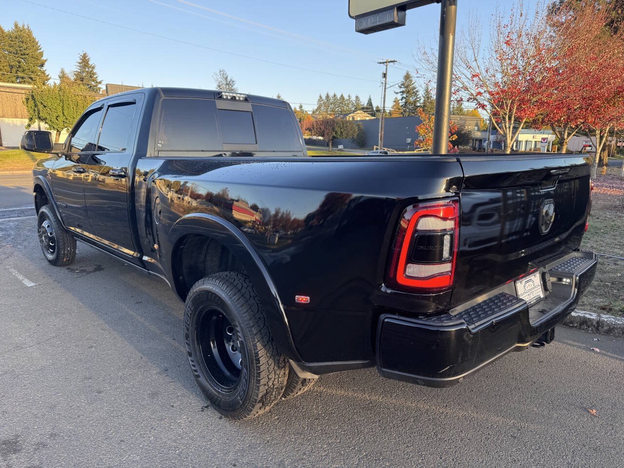 Used 2020 RAM 3500 Limited AWD/4WD image 3
