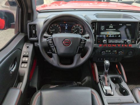 Used 2025 Nissan Frontier Pro-X w/ Pro Premium Package RWD image 16