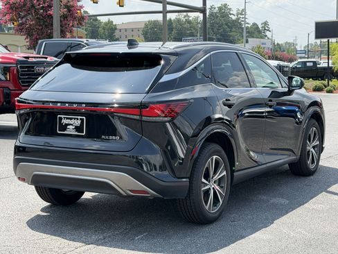 Used 2024 Lexus RX 350 Premium w/ Convenience Package FWD image 10