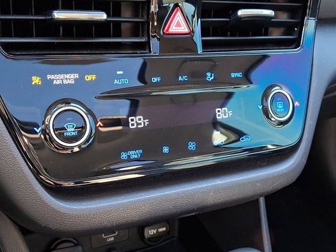 Used 2021 Hyundai Ioniq Limited image 17