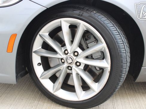 Used 2012 Jaguar XKR R RWD image 38