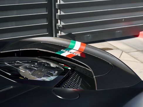 Used 2023 Ferrari SF90 Stradale image 14