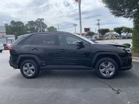 Certified 2023 Toyota RAV4 XLE w/ XLE Grade Weather Package AWD/4WD image 9