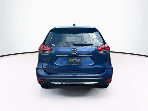 Used 2018 Nissan Rogue S AWD/4WD image 7